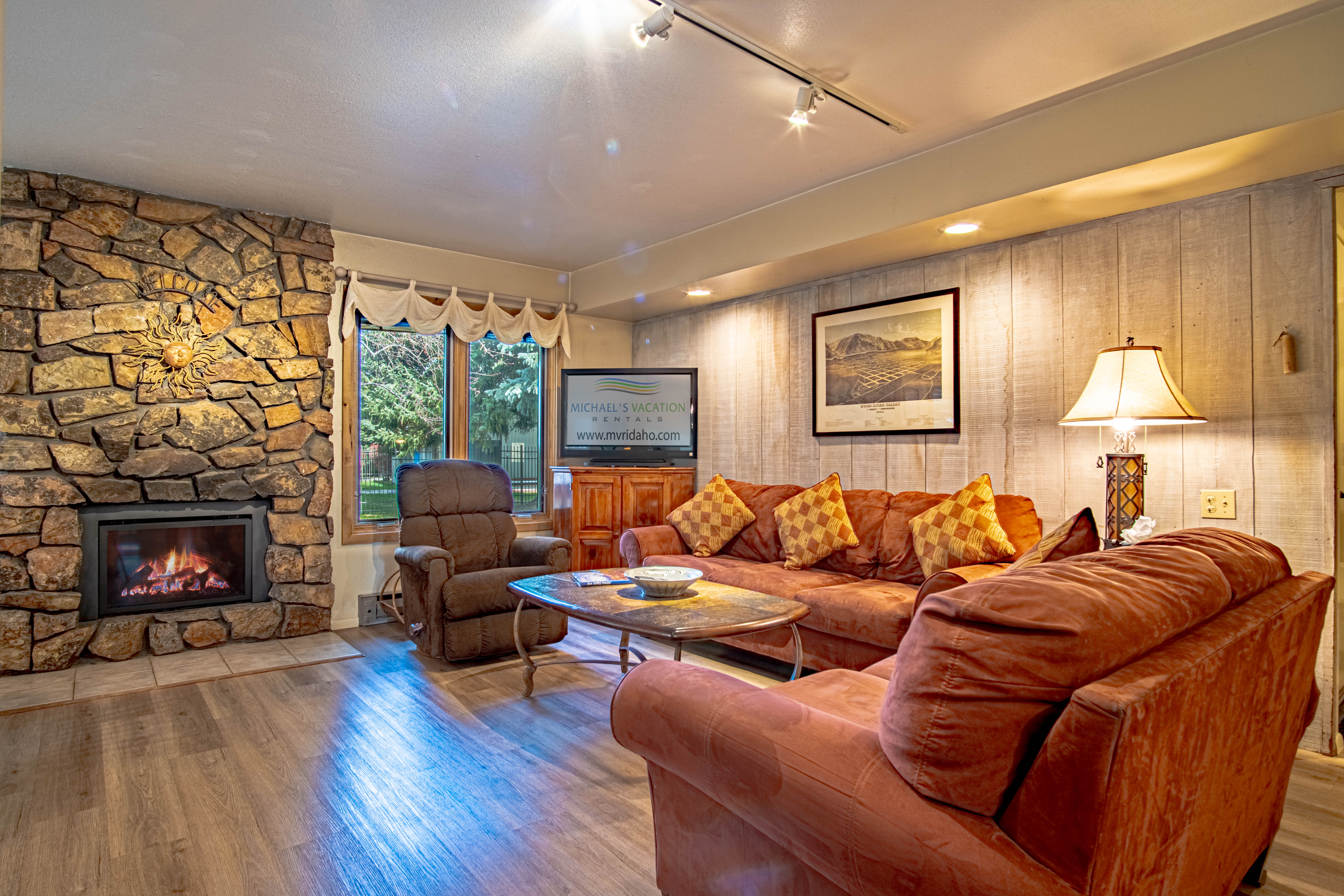 Sun Valley Condo 153