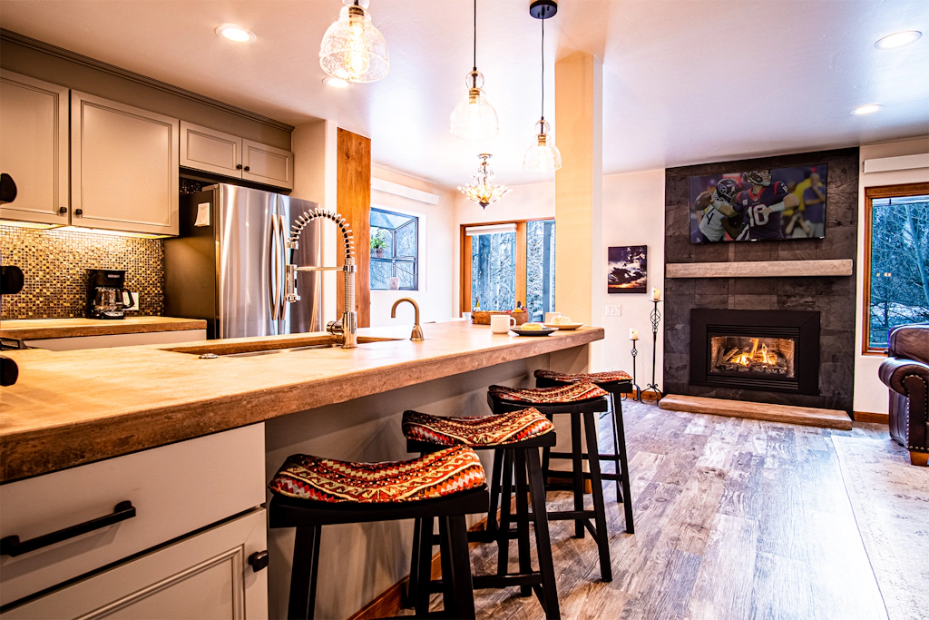 Sun Valley Condo 123