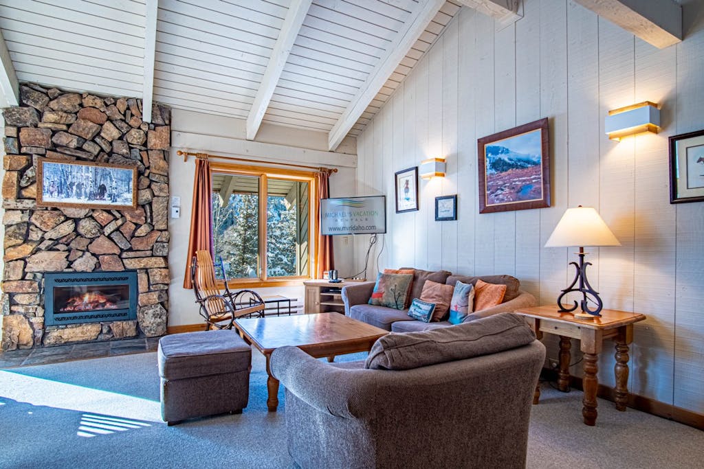 Sun Valley Condo 112