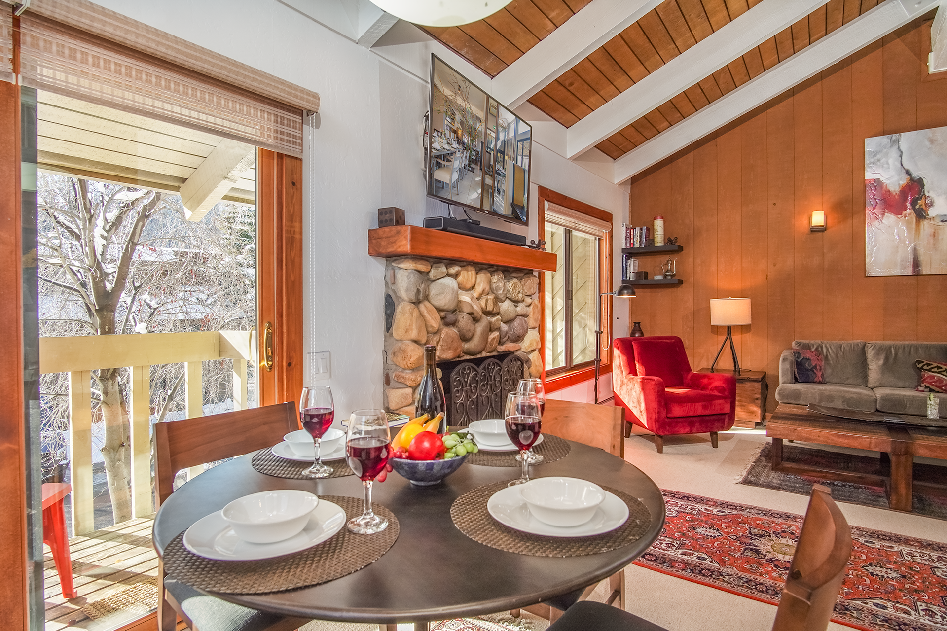 Sun Valley Condo 102