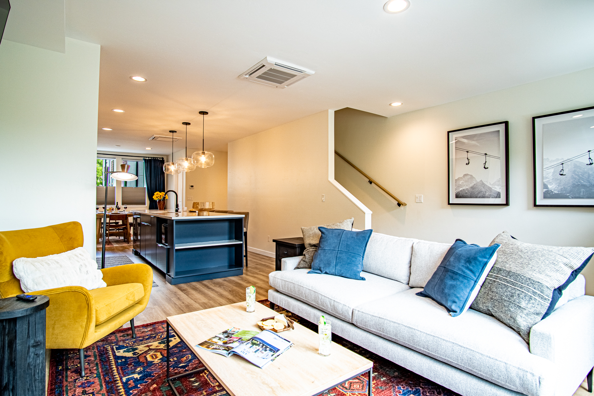 Mountain View Villa - Lux 3BD w/Roof Terrace - Downtown Hailey