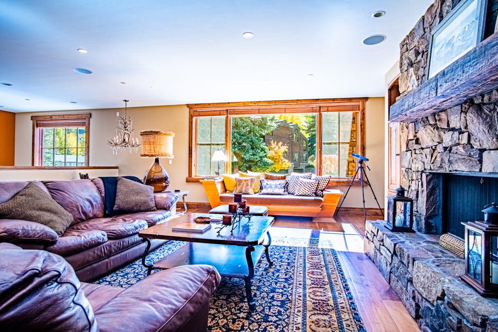 Lux Baldy Vista at Warm Springs Home + Hot Tub - Walk to SV Ski Lifts