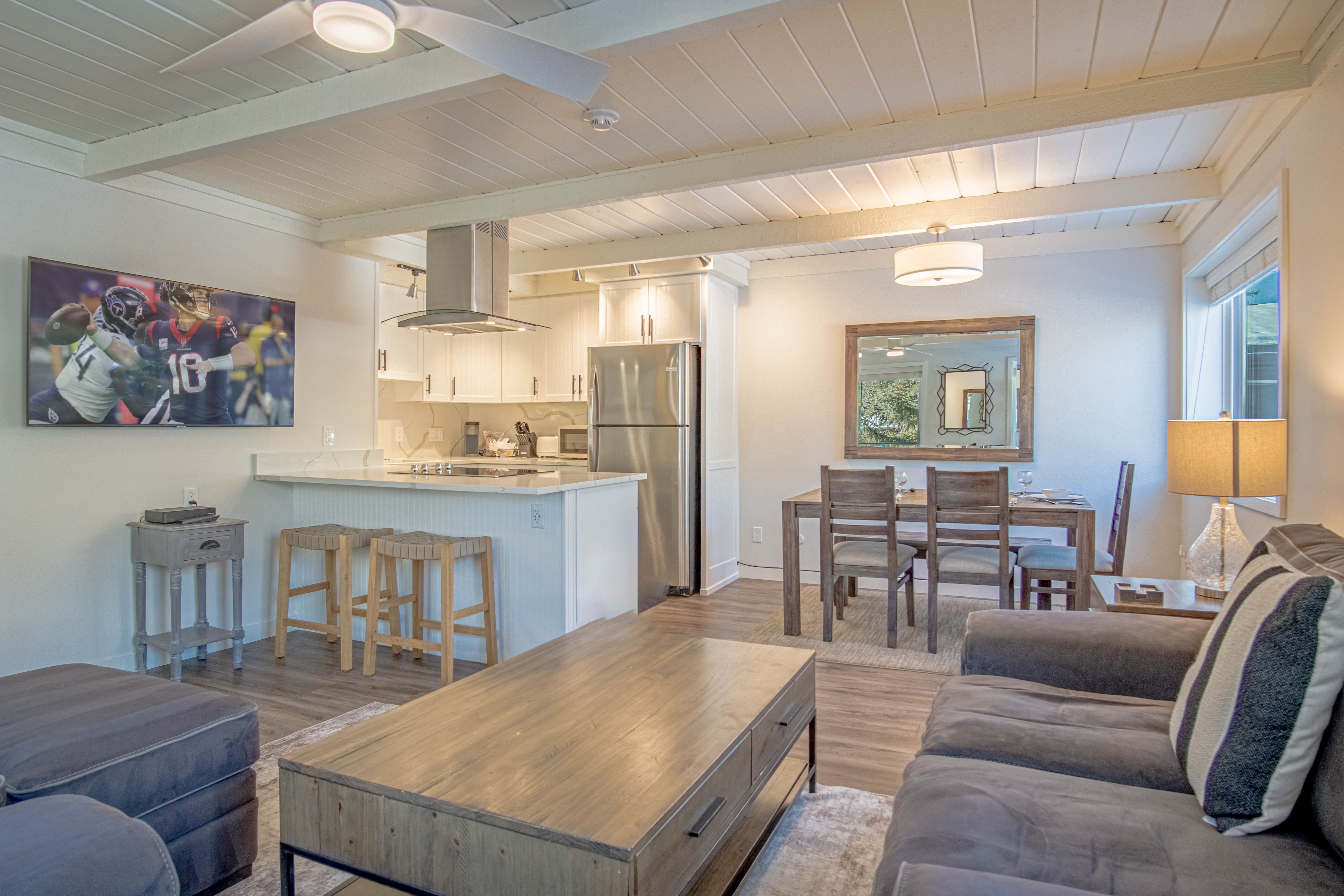 Atelier Allure - 2BD Mountain View + FREE Resort Amenities