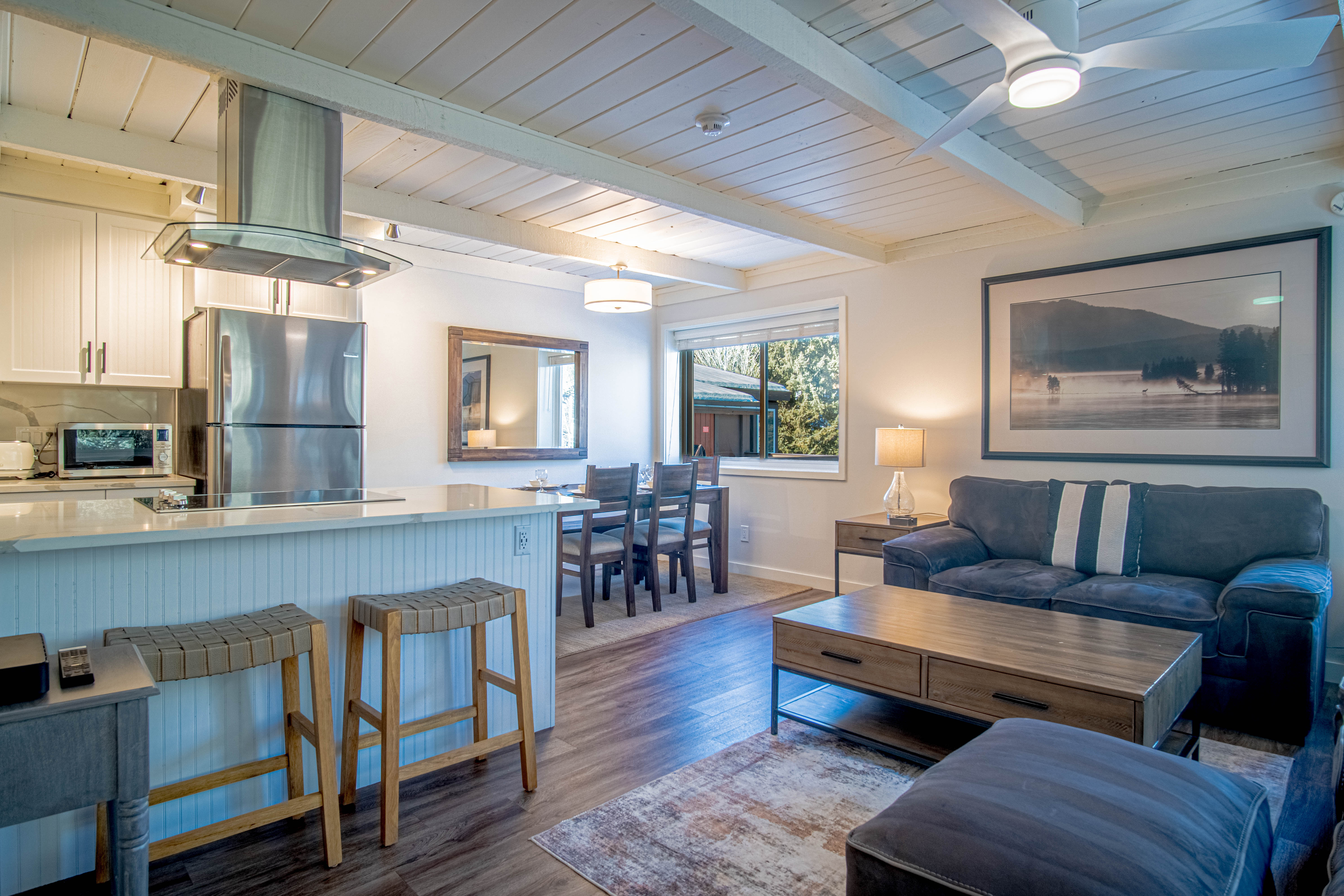 Atelier Allure - 2BD Mountain View + FREE Resort Amenities