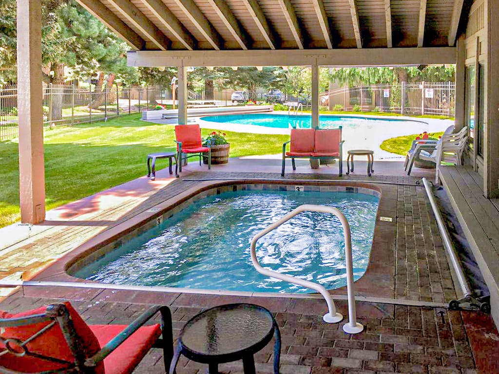 SV131 - Walk to Lifts & Town - Hot Tub & Pool
