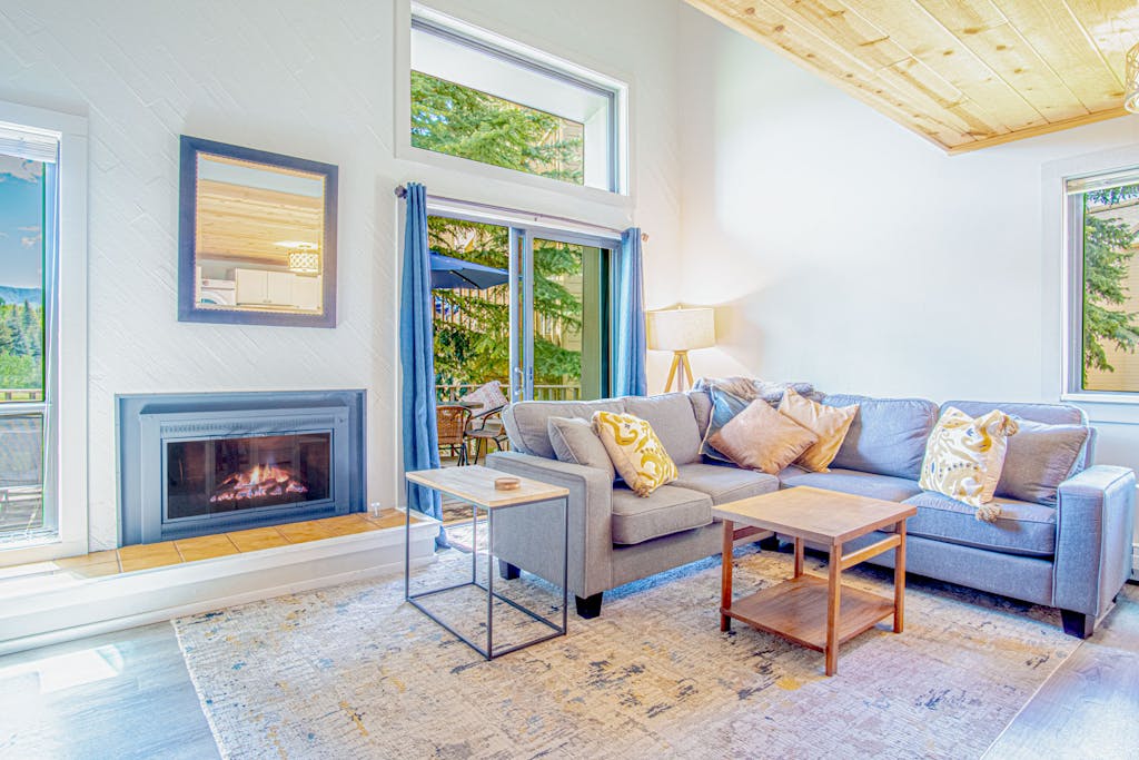 Modern Golf View Condo + Resort Amenities