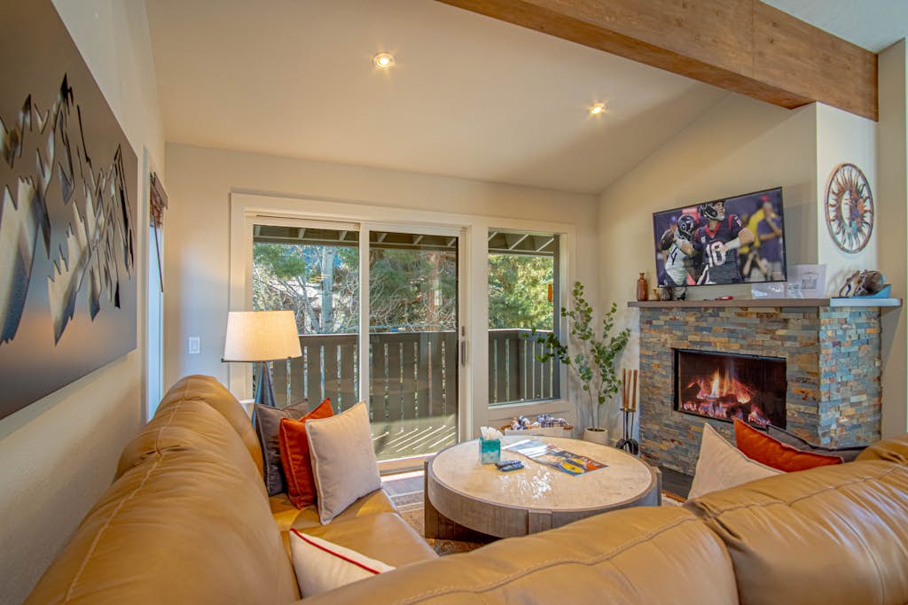 Stonehenge Condo #5 - Nr Ski Lifts & Downtown!