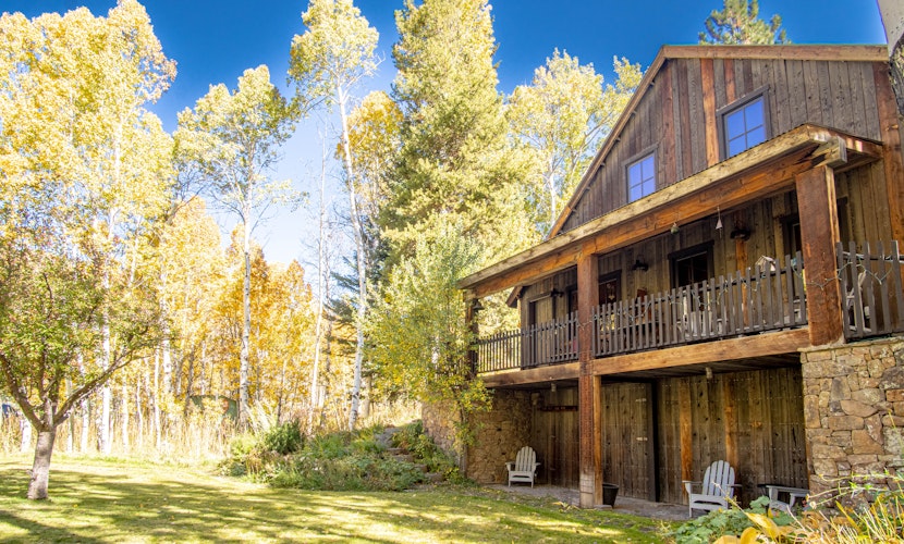 Board's Sunset Ranch - 3BD Private Cabin in Sawtooth National Forest