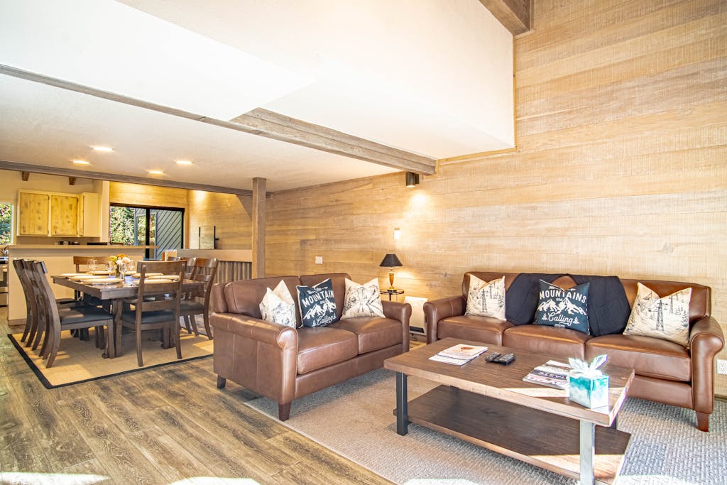 Snow Creek 1554 - Ski-in/Ski-out + Pool & Hot Tub