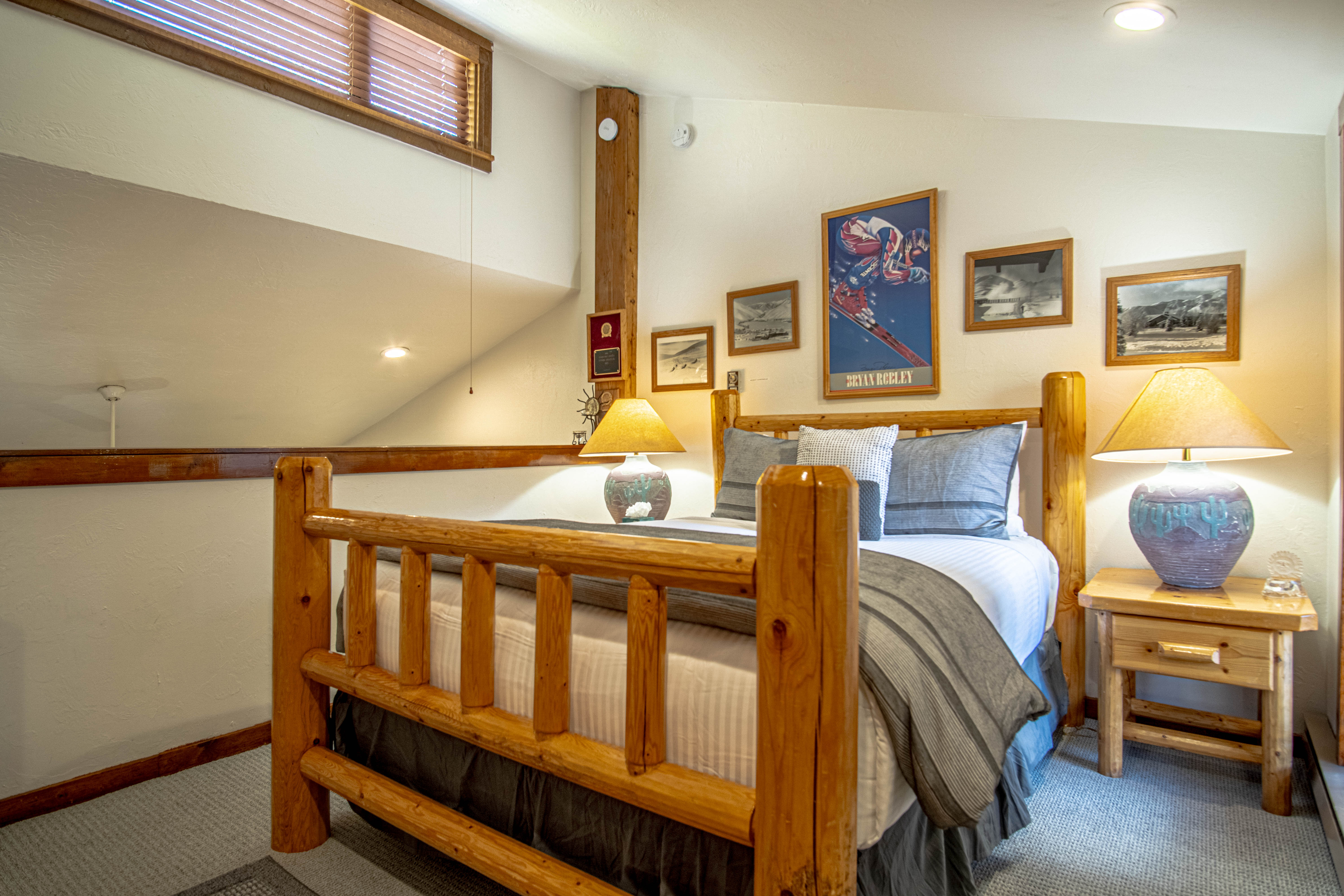 Snow Run Haven Warm Springs - Walk to SV Ski Lifts