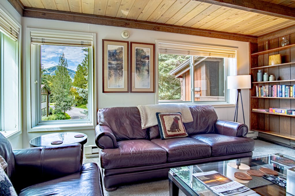 Atelier Lookout - 2BD Condo Baldy Views + Pool