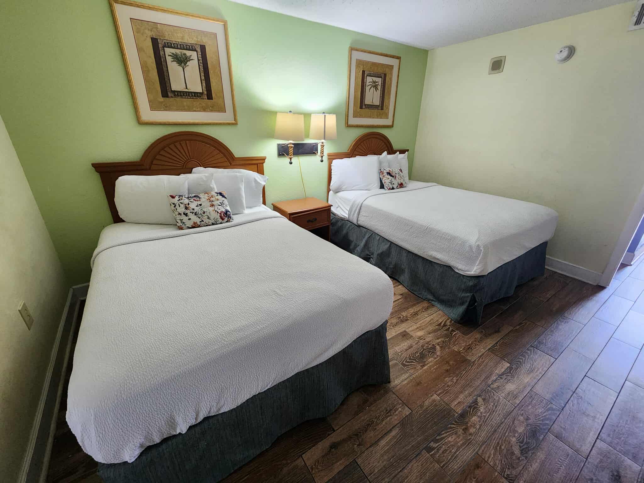 Oceanfront One Bedroom Condo at Sands Dunes Sleeps 6-Sand Dunes 2428