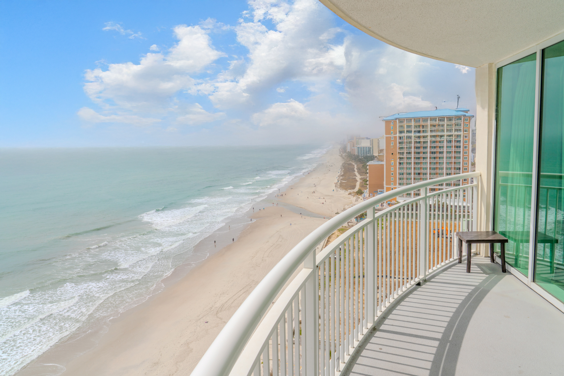 Immaculate Oceanfront 2 BR Suite-Sandy Beach 1612-Breathtaking Views