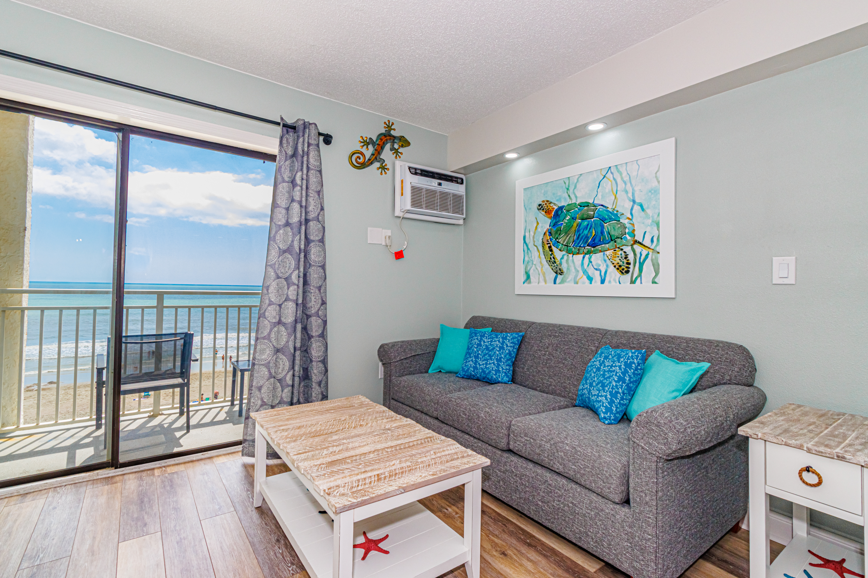 Ocean Front Condo Sea Mist 20509