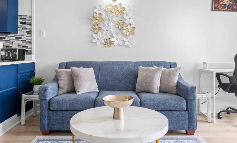 Gorgeous Renovated Oceanfront Condo for 4! Palace 1702