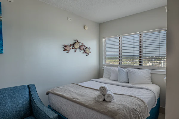 The Palace 2206 ocean view condo