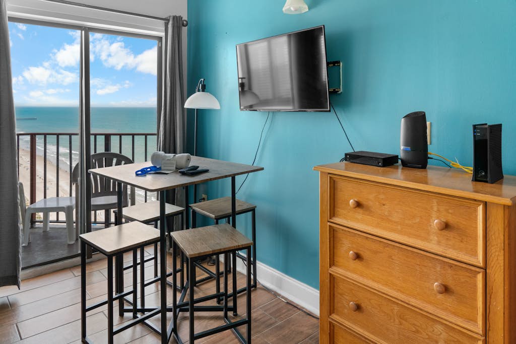 The Palace 2306 ocean view condo