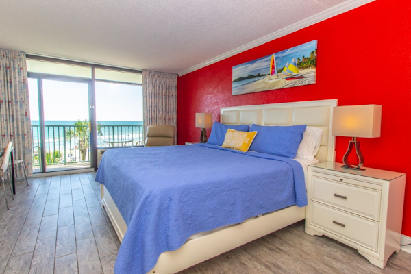 Modern and Fun Oceanfront Studio-Sand Dunes 2333