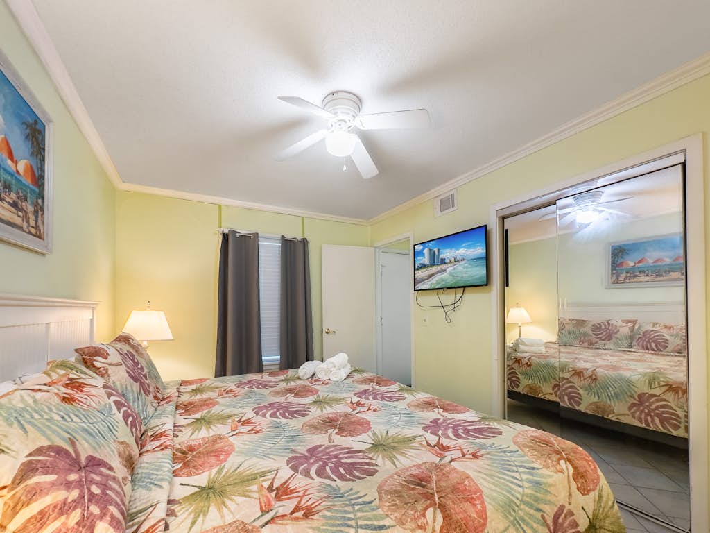 Direct Oceanfront-2 Bedroom 2 Bath-A Place at the Beach 406