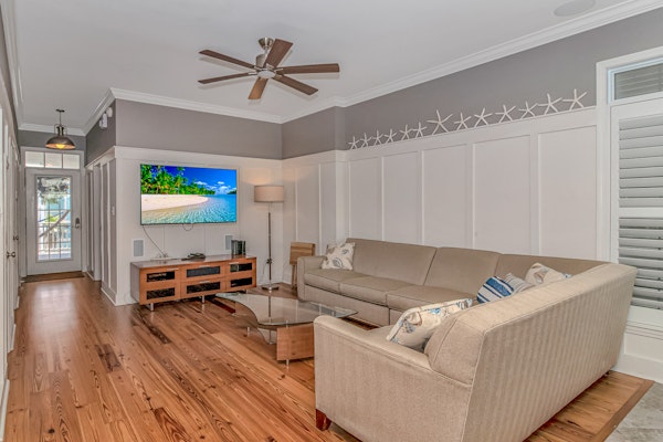 6 Bedroom Luxury Beach House With Elevator with Private Pool Installed Spring 2021