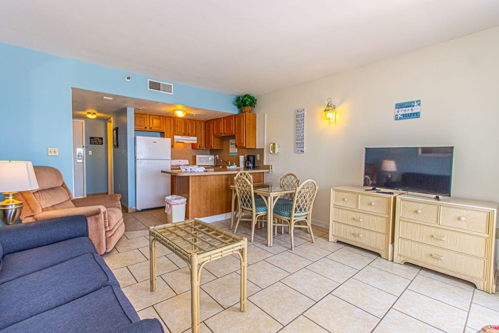 Direct Ocean Front Studio with Endless Views  Palace Resort 302