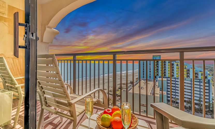 Ocean View Double Suite with Beautiful Decor and Accents Caravelle Resort 1504 Sleeps 6 Guests