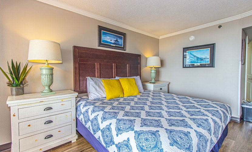 Ocean View King Suite with Beautiful Decor Caravelle Resort 510 Sleeps 4 Guests