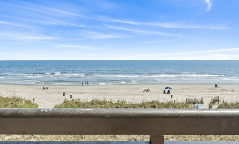 Beautiful 2 Bedroom Apartment with Stunning Views Buena Vista 402