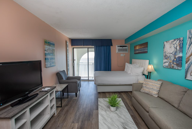 Direct Oceanfront Sea Mist Resort 21105-1 Queen Bed and 1 Sleeper Sofa!