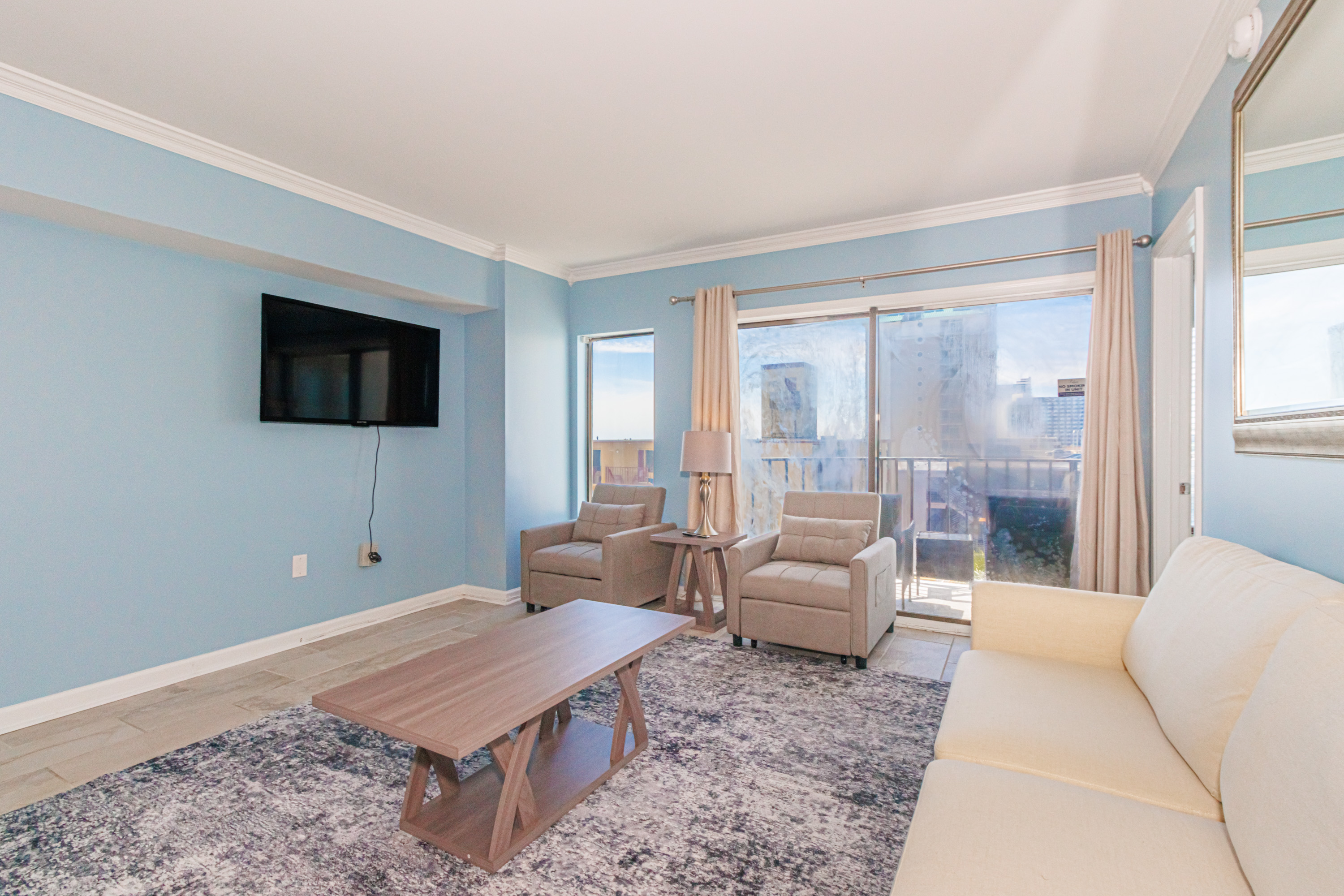 Ocean View 2 Bedroom Apartment with Great Views!  Palace Resort 413