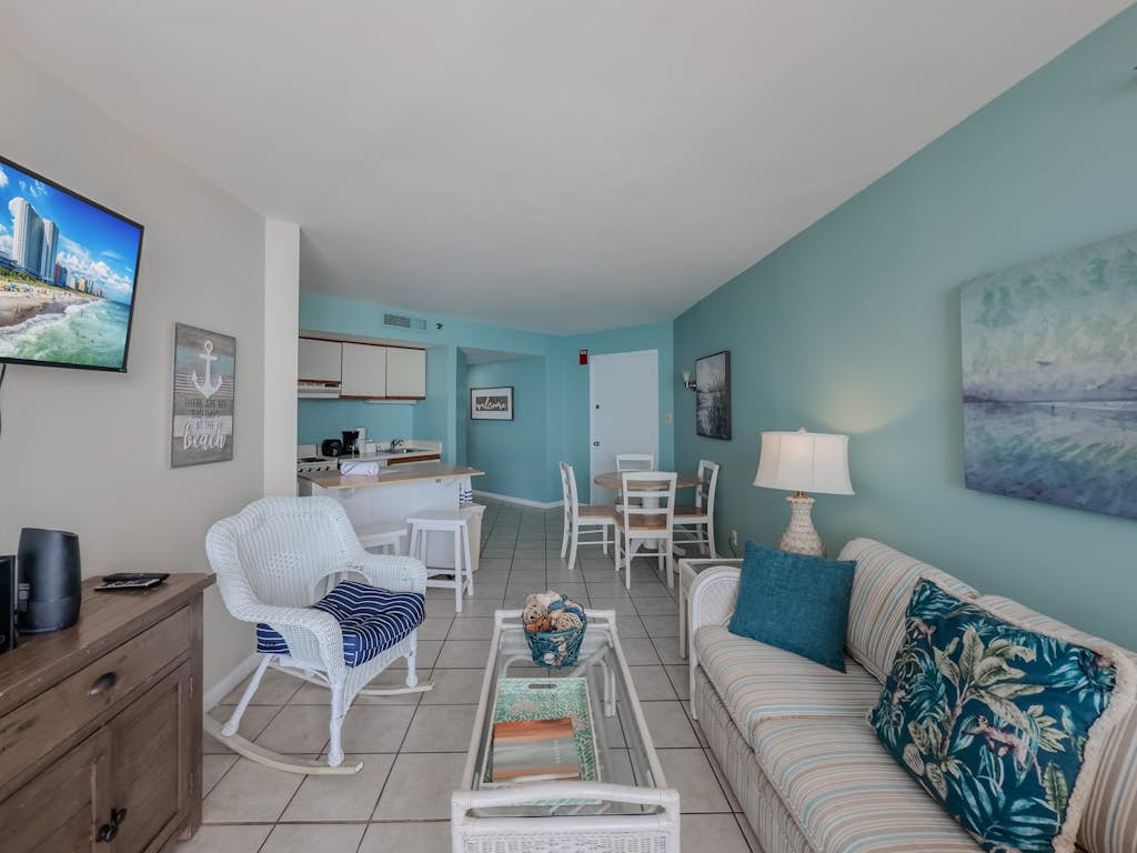 Incredible Views! Nicely renovated 1-Bedroom Suite - Ocean Forest Plaza 2004