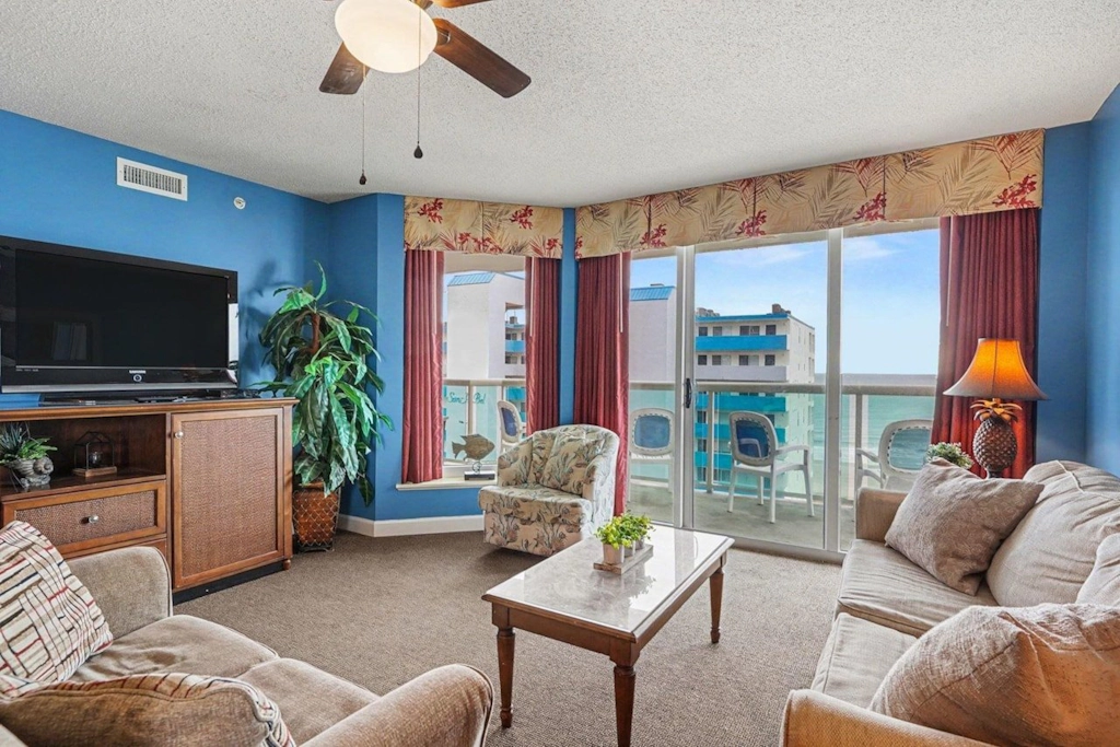 Malibu Pointe Beach Club 606