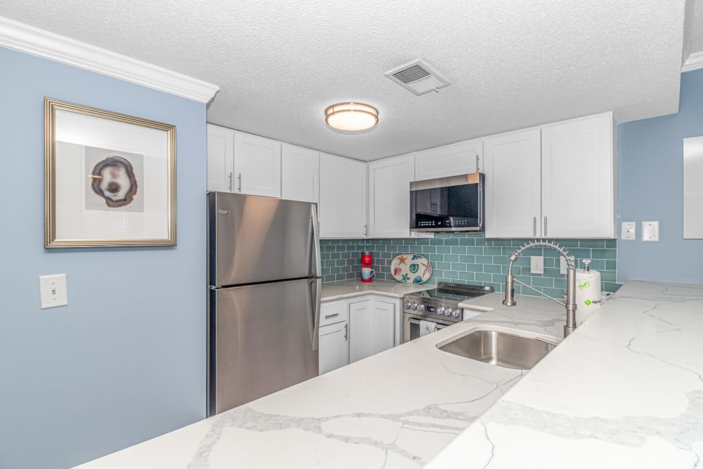 Updated w/Pickleball Courts & Hot Tubs  MBR - 4102