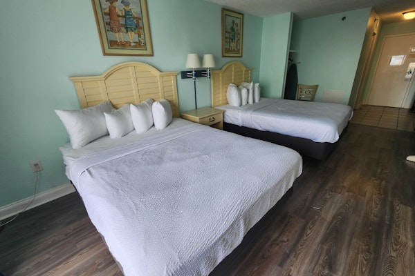 Newly Updated! Ocean View Double Queen Suite! Perfect for 4 Guests! Sea Mist 50710