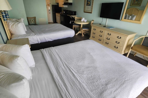 Newly Updated! Ocean View Double Queen Suite! Perfect for 4 Guests! Sea Mist 50710