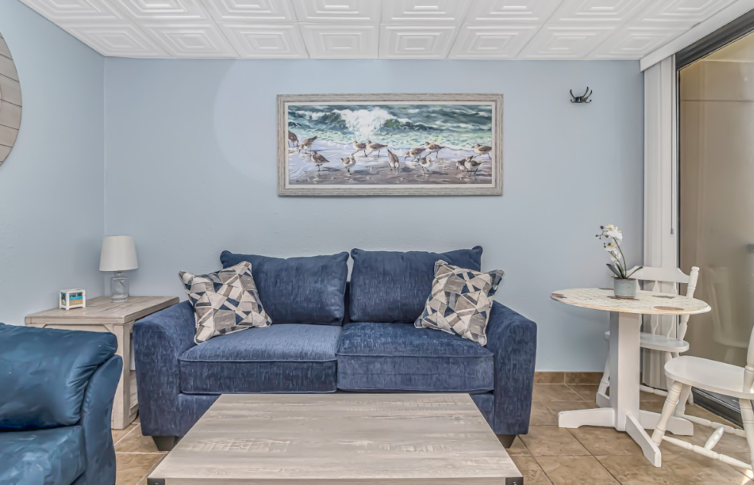 Newly Renovated- Oceanfront 1 Bedroom Suite- Sand Dunes 2726