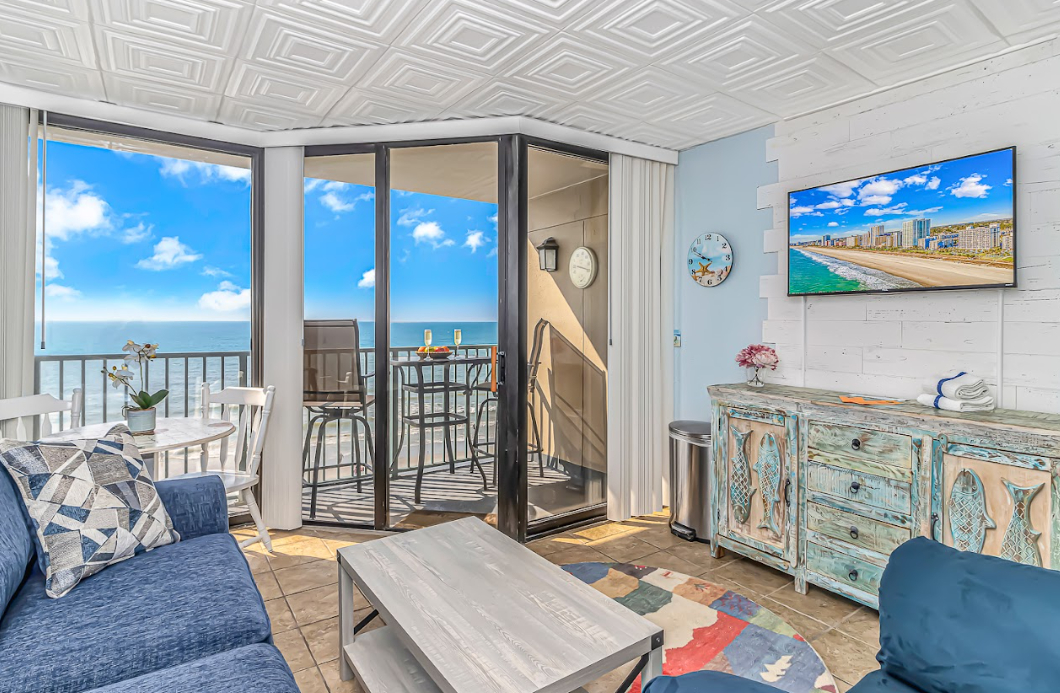 Newly Renovated- Oceanfront 1 Bedroom Suite- Sand Dunes 2726