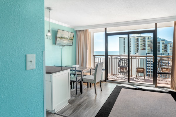 Immaculate Ocean View Suite!-Caravelle Resort 1004-Sleeps 6 Guests!