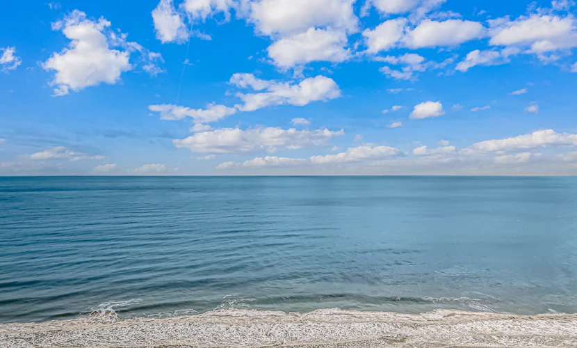 Upscale Penthouse With Incredible Views! Beautifully Renovated - Palace Resort 2308