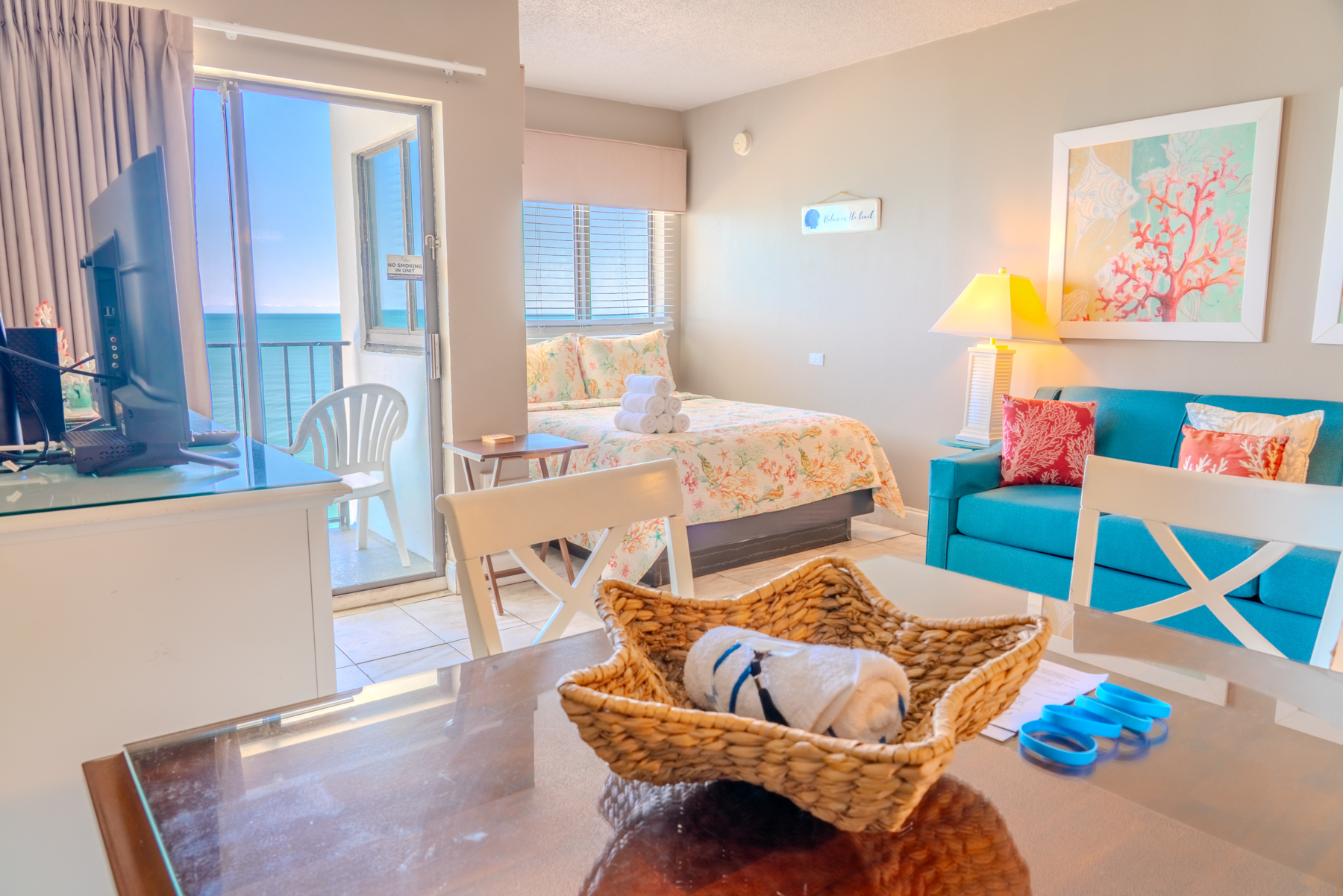 Stunning Studio with Impeccable Oceanfront Views!  Beautifully Updated - Palace Resort 1202
