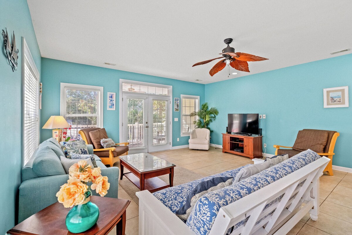 Oversized 5 Bedroom Beach Home with Private Pool! Sleeps 22 Guests! Ocean Breeze Cottage 705 Unit 1
