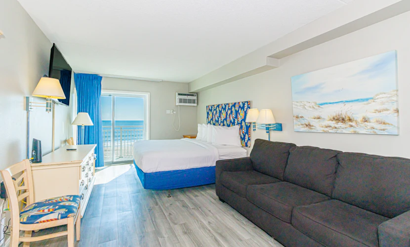 Breath-taking Remodeled Oceanfront Studio! Sea Mist 20307