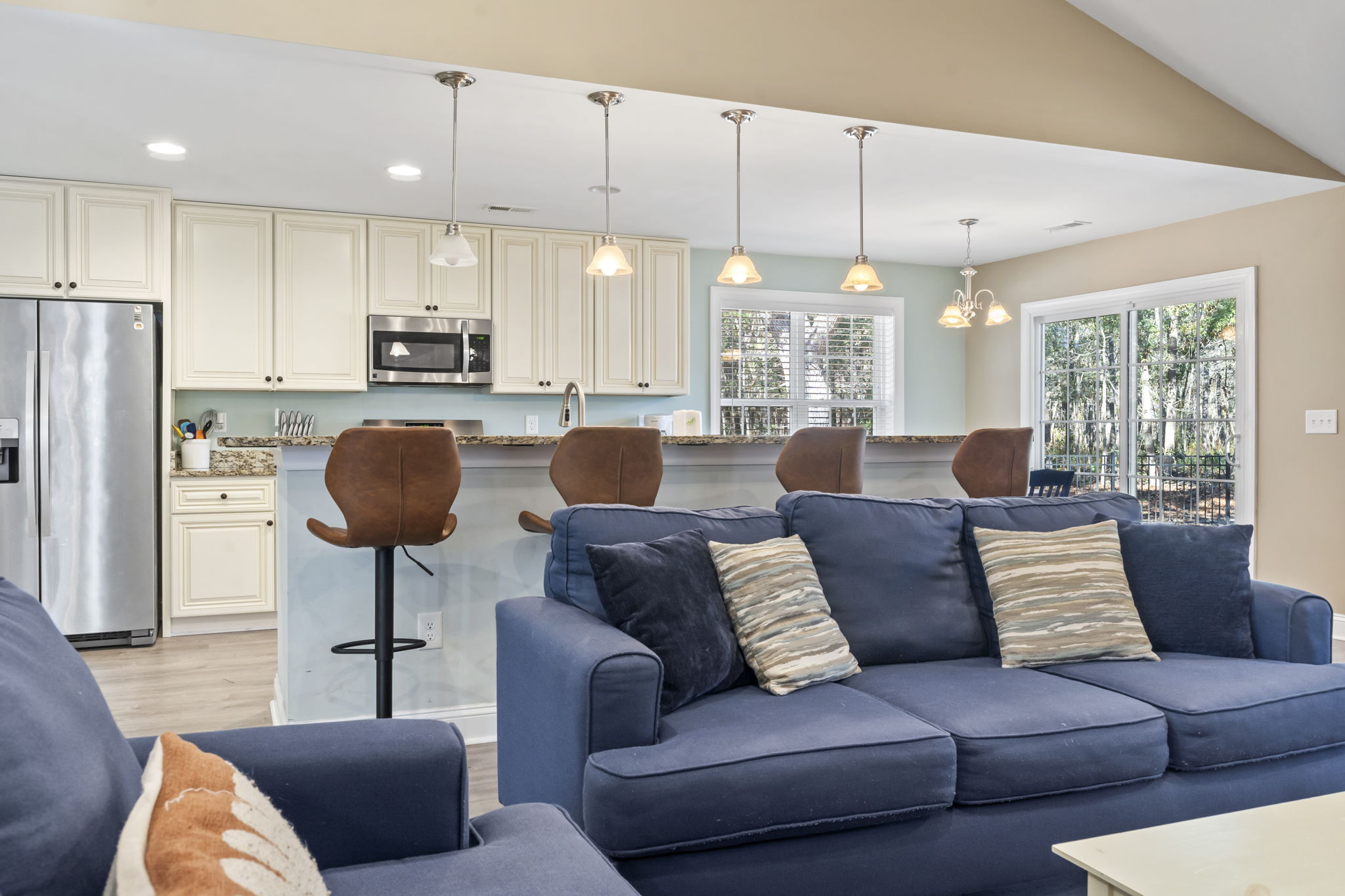 Marina's Edge in Murrels Inlet! Pet Friendly, Fenced in Yard! Perfect for 8!