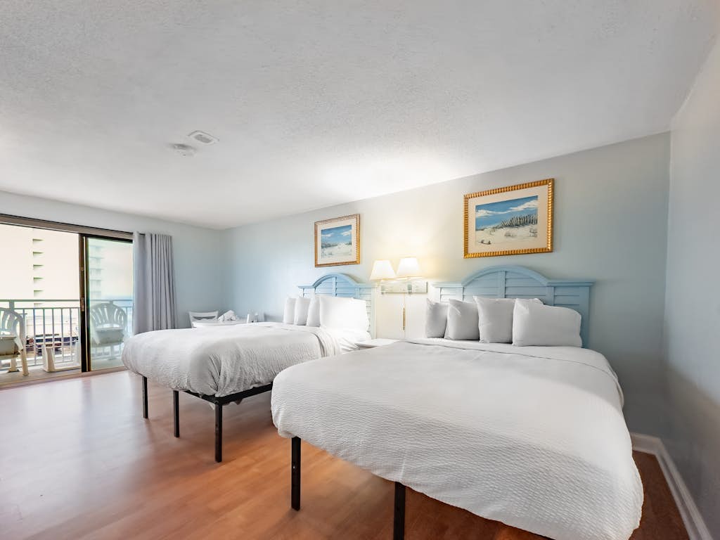 Gorgeous Ocean Views! Double Queen Sea Mist Suite! Sleeps 4! 50802
