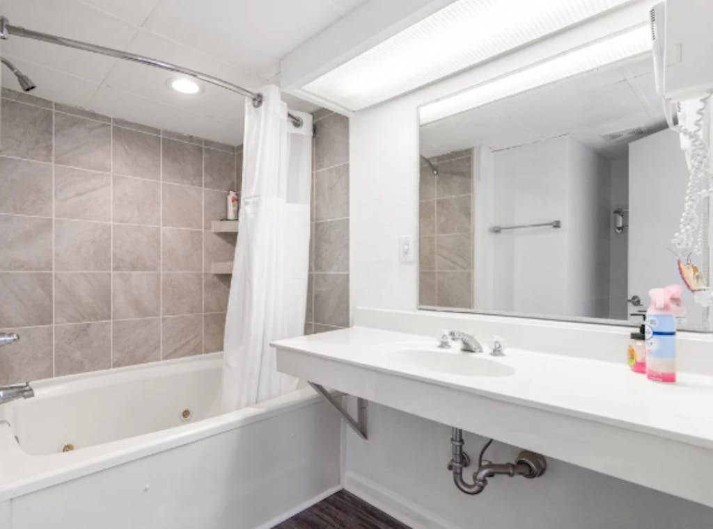 Coastal King Suite-Ocean Views-Boardwalk 640