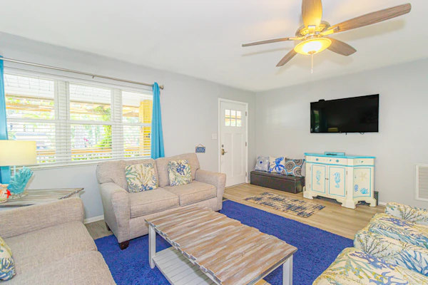 Beautifully Updated 3 Br House-Tilghman Ranch Retreat