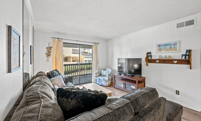 2 Bedroom Oceanview Condo at Sea Cabin! Sleeps 5!