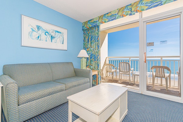 Spacious 1 BR Condo-Breathtaking Oceanfront Views! Bay Watch 706