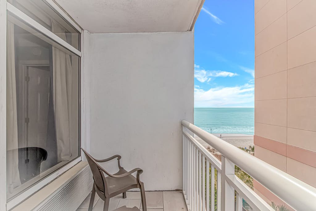 Cozy Updated Oceanview Studio for 4! Paradise 511