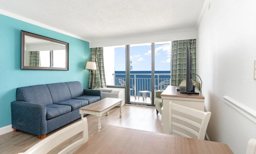Oceanfront 1 BR Getaway-Amazing Amenities and Views! Caribbean 1020